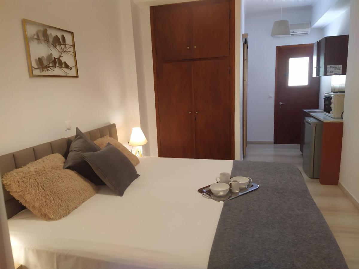 Aronis Apartments 바니체스 외부 사진
