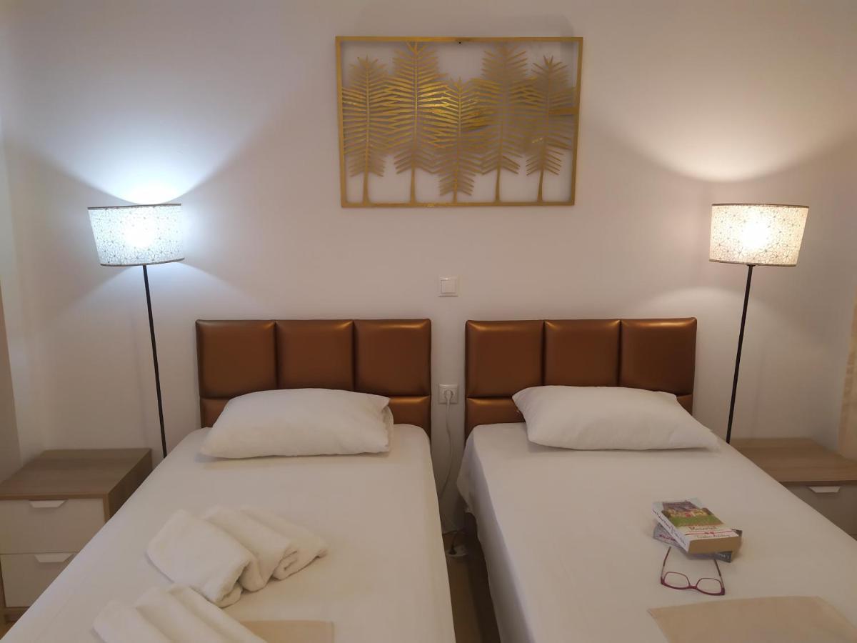 Aronis Apartments 바니체스 외부 사진